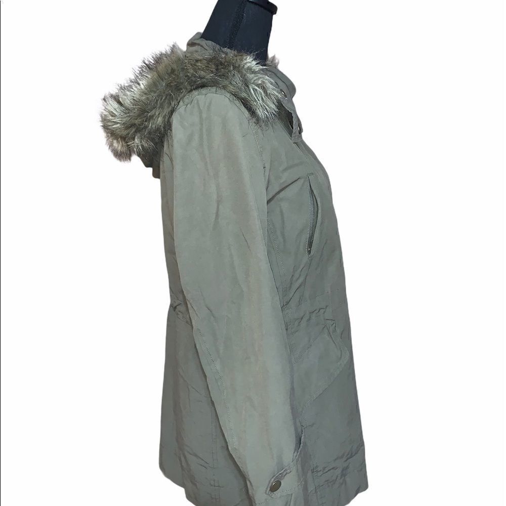 Loft Jacket  - Picture 4 of 8